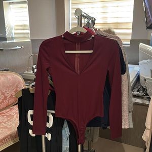 maroon v neck long sleeve bodysuit
